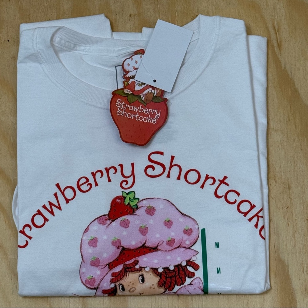 Strawberry Shortcake Graphic Tee Shirt White Size M | Brand New w/ Tags - Picture 6 of 6